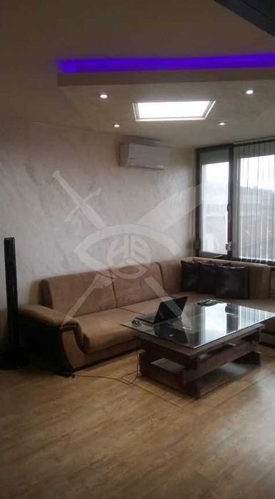 Продава се Двустаен апартамент в Пловдив, Център - 90 кв.м за 1556 €/кв.м - Снимка #4