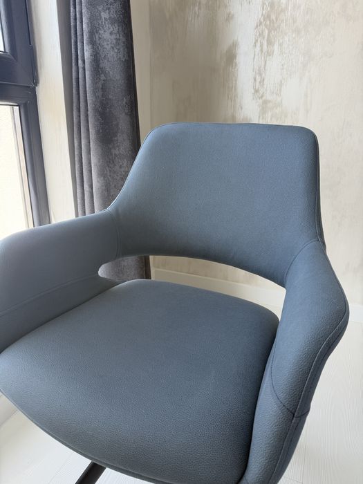 Трапезен стол Devon