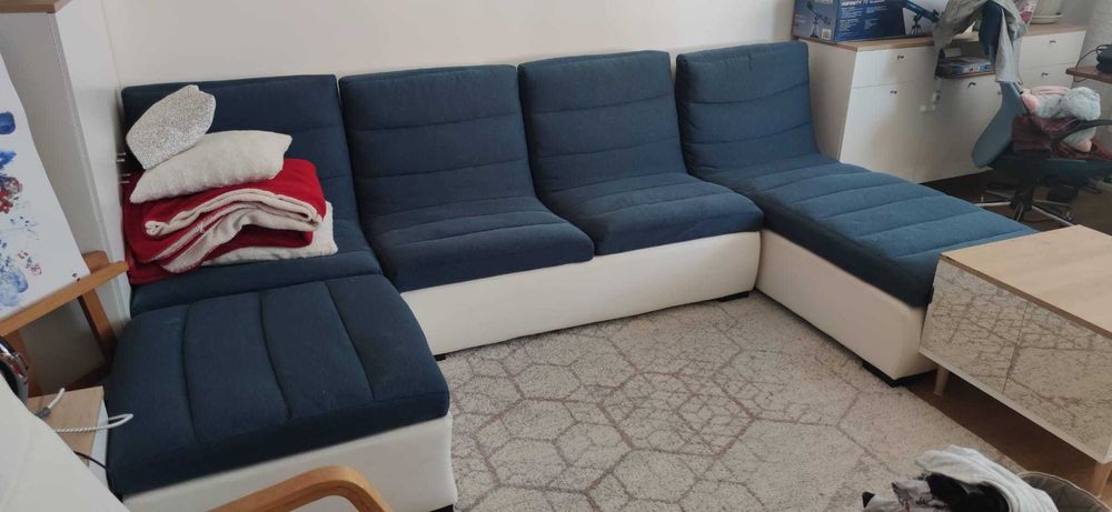Vând canapea modulara STAER