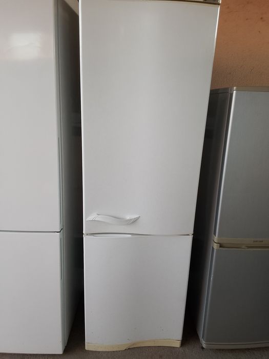 Холодильник рабочий