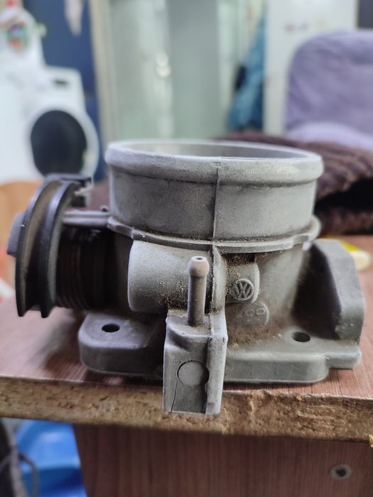 Дроссель на Фольксваген Пассат