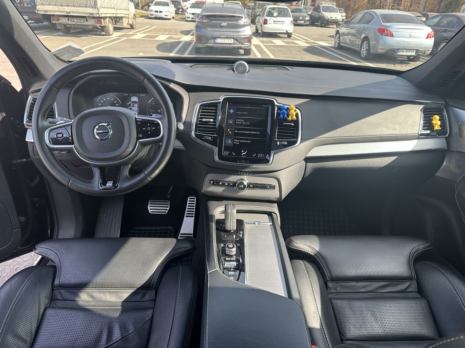 VOLVO XC90 2020 — imagine 12