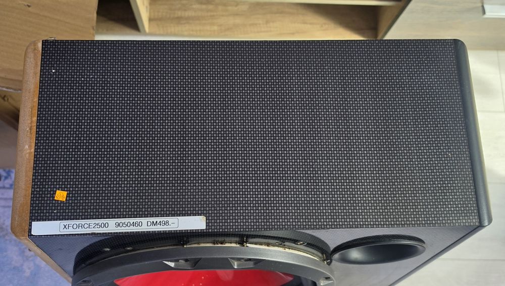Бас каса Shark 1200w