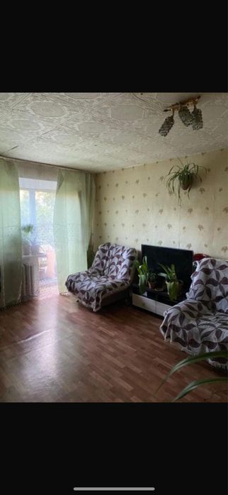 Сдам 1 комнатную квартиру без ремонта возможна временная прописка