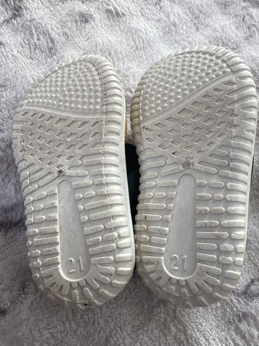 Лот пантофки за момче