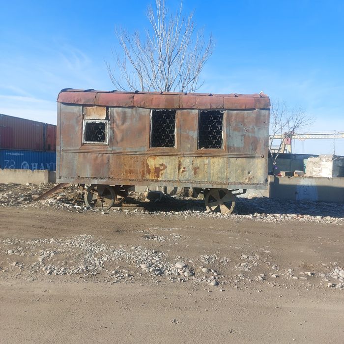 Vagon sotiladi yaxshi holatda