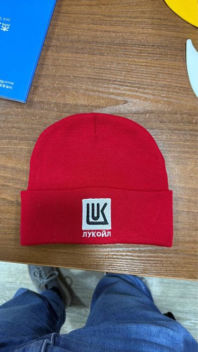 Kepka jilet spes forma shapka obuv