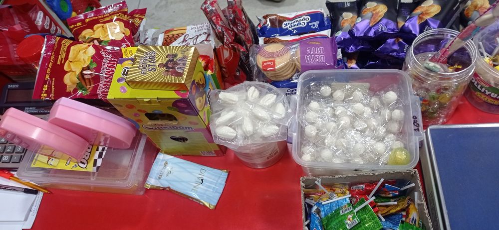 Дукон сотилади факат таварлари