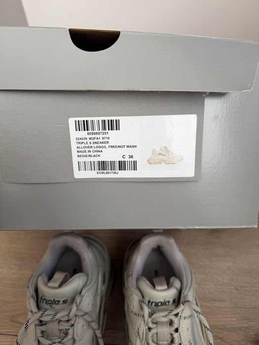 Маратонки Balenciaga Triple S