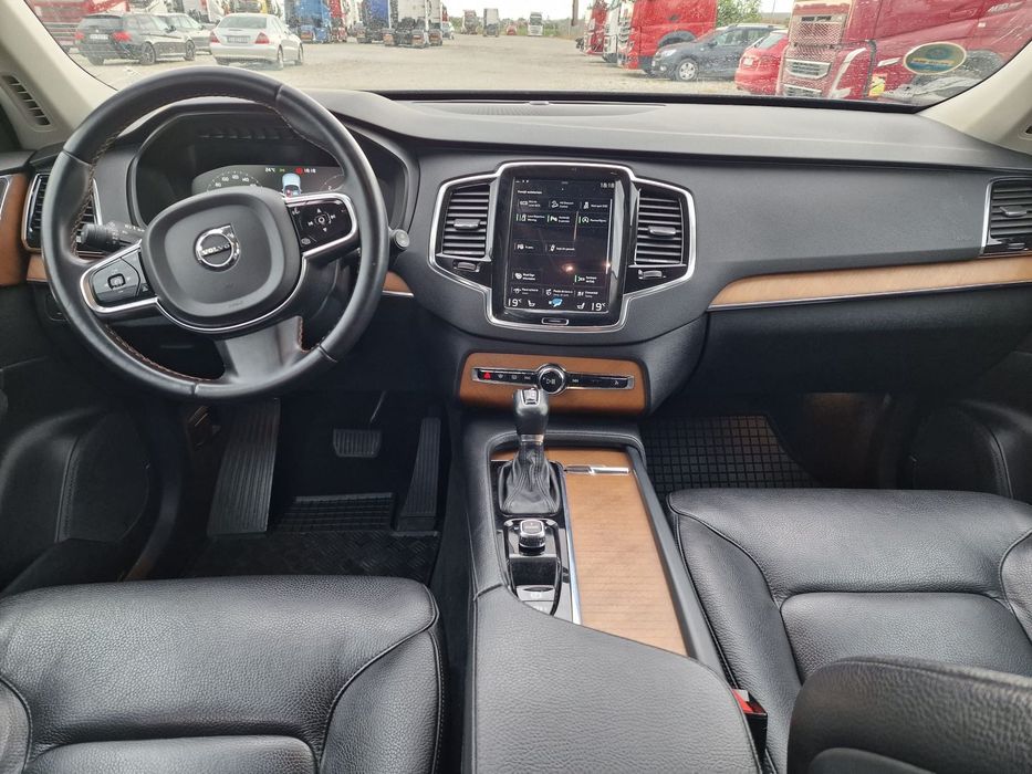 Volvo XC 90 A doilea proprietar în România