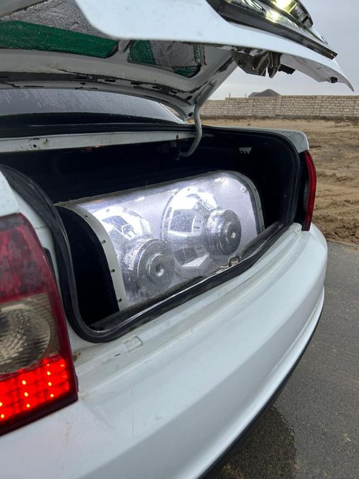 Саббуфер магнат.