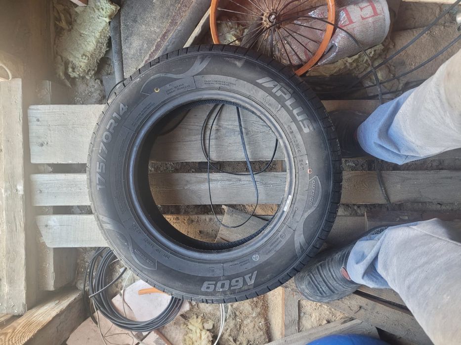 Продам летние шины