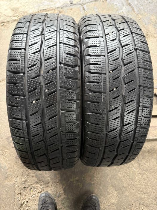2x Anvelope Iarna 215/60 R17C - Hankook Winter I Cept LV