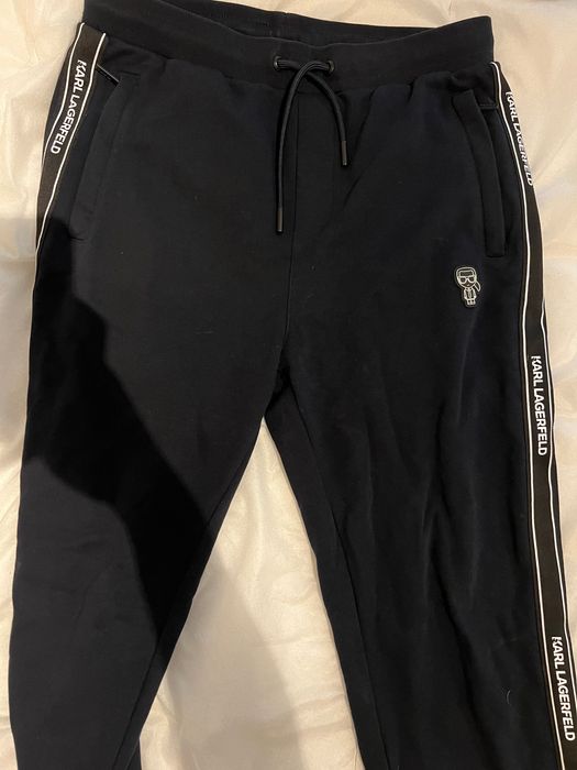 Karl Lagerfeld Анцунг