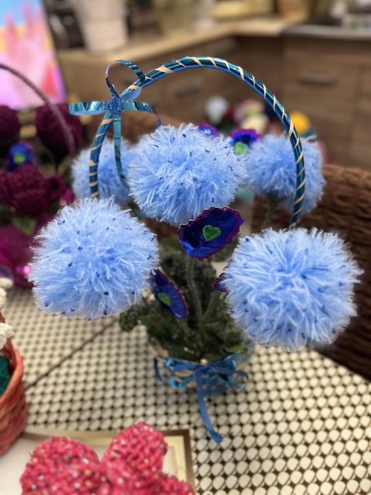 Ръчно изработени цветя/кошници