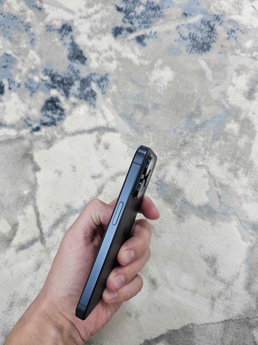 Iphone 15 pro 256 blue