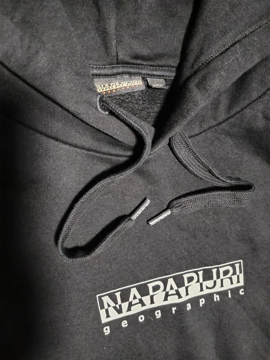 Napapijri два броя мъжки суитшърт размер XXL.