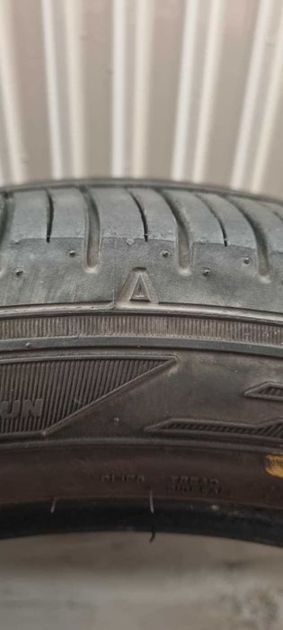 Vând 4 anvelope de vară 185/55 R16 Falken