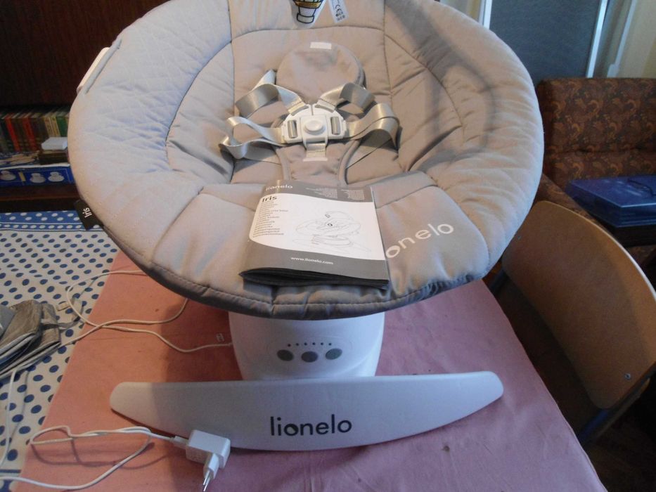 Бебешки шезлонг-люлка "Lionelo"