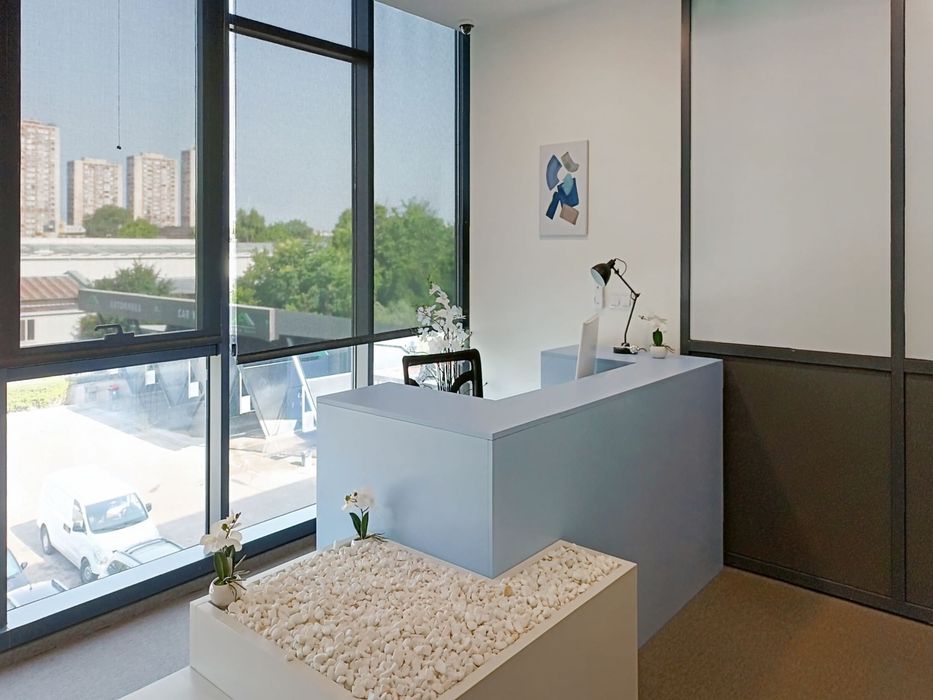 Дава се под наем Офис в Пловдив, Изгрев - 10 кв.м за 85.17 € - Снимка #3