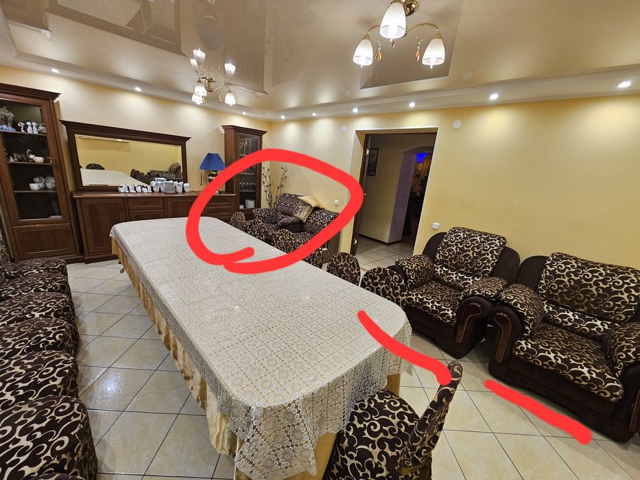 Продам 4 мягких кресла