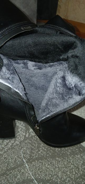 Продам  женскую обувь