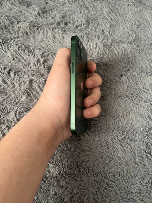 Iphone 13 sotiladi