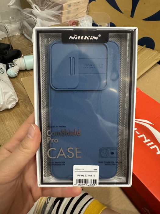 Продам чехол на samsung s22+/pro