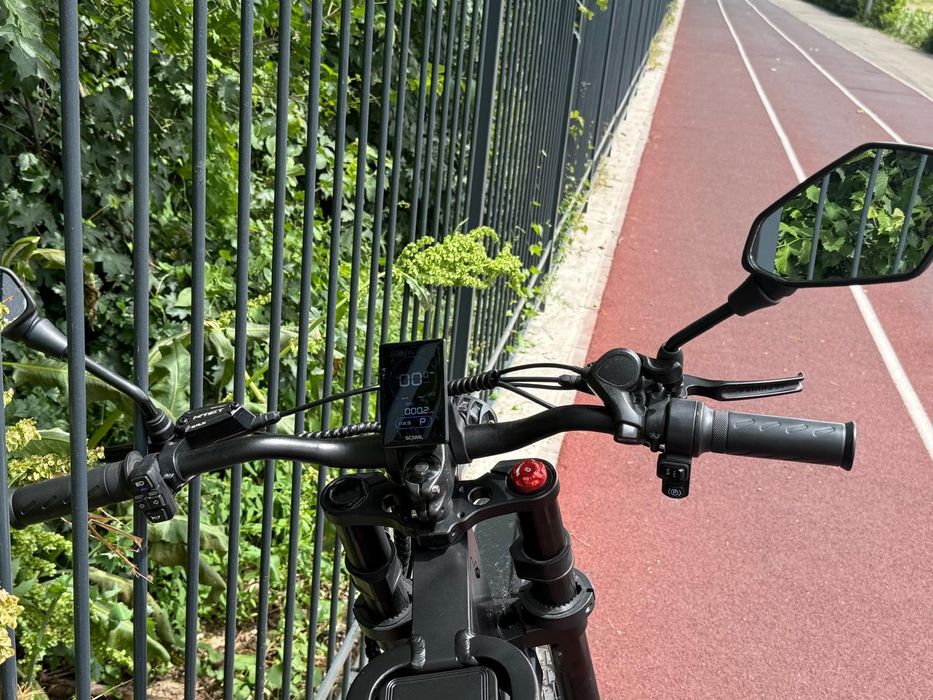 Bicicletă electrică (Sur-RON/ Talaria/ E-Xbike) 85 km/h – autonomie 100 km – legală pentru oraș – upgrade-uri premium