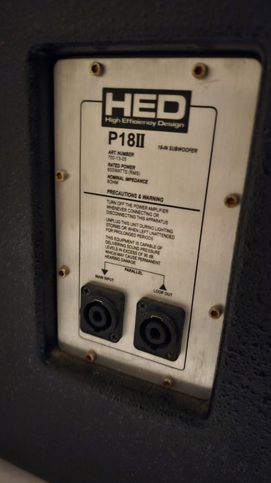 Бас каса HED 18"