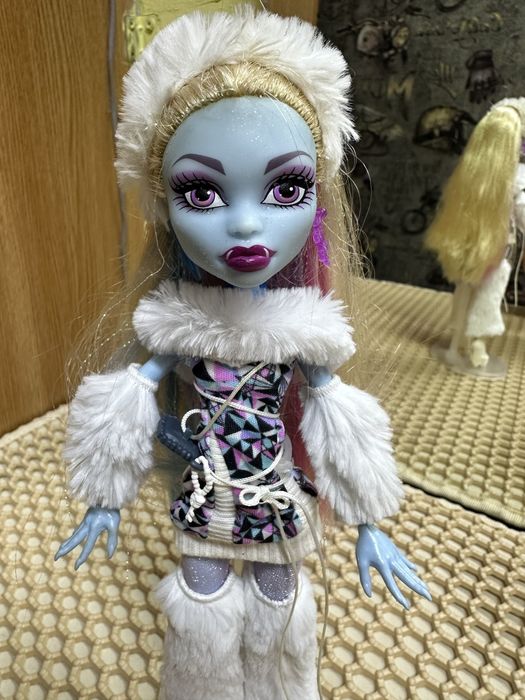 Продам  куклу  монстр хай!