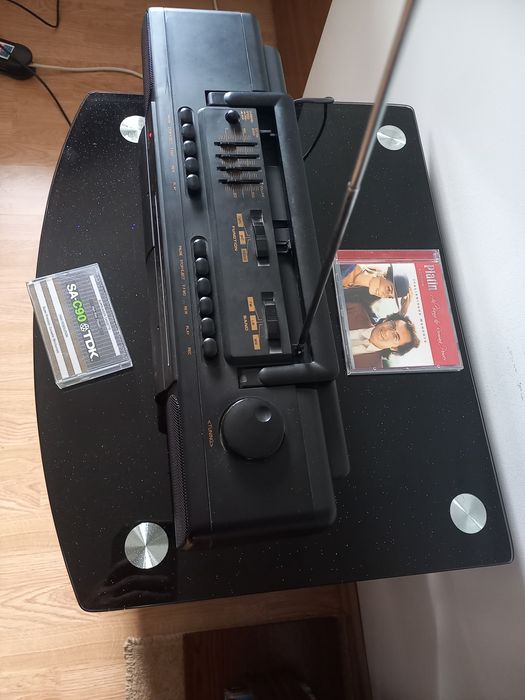 CANADA,QUARTZ:CEAS,Termometru,HIGROMETRU,3 in 1,radiocasetofon YOKO