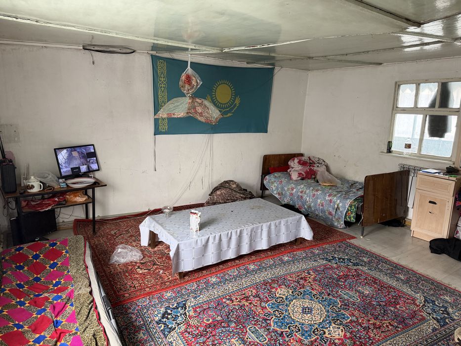 Продам дом с откормом для скота