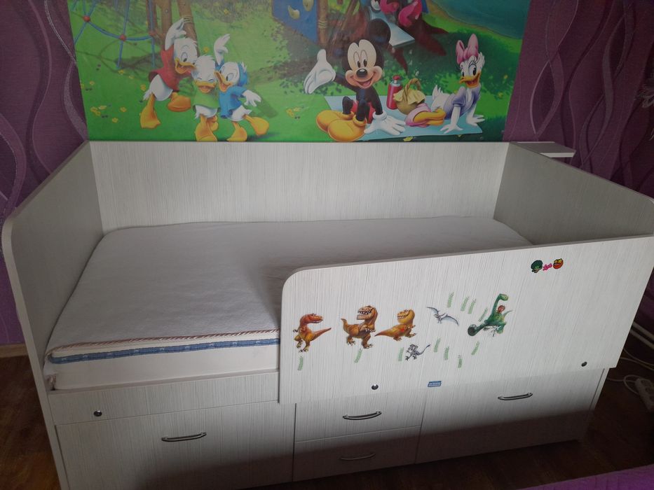 Детско юношеско легло.