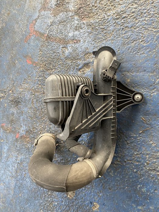 Furtun turbo conducta turbina cu rezonator audi a6 c7 4g 2.0tdi CGL