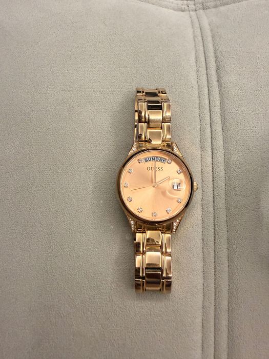 Оригинален часовник GUESS