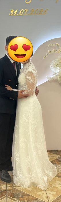 Свадебное  платье 42--44--46.