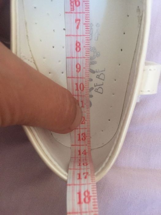 Бебешки обувки .