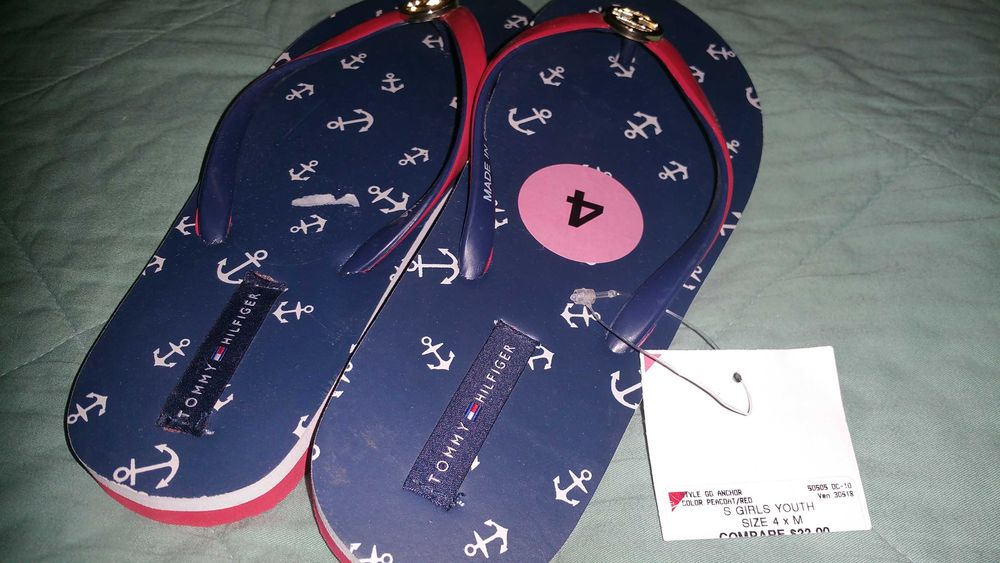 Шлепанцы-вьетнамки Tommy Hilfiger
