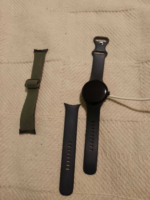 Pixel watch 2 second hand