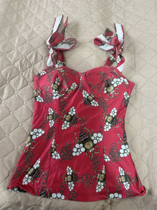 Дрехи- Юнона, Алеса, Луси