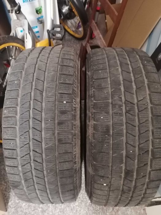 Гуми 2 бр. pirelli scorpion 235 / 60 / 17 Подсилени бордове.Двоен корд