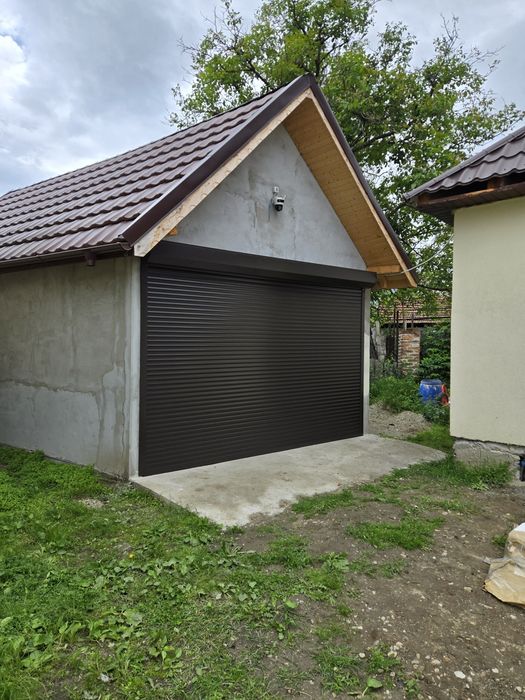 Usa secționala,usa de garaj,  uși pietonale , usi tip rulou