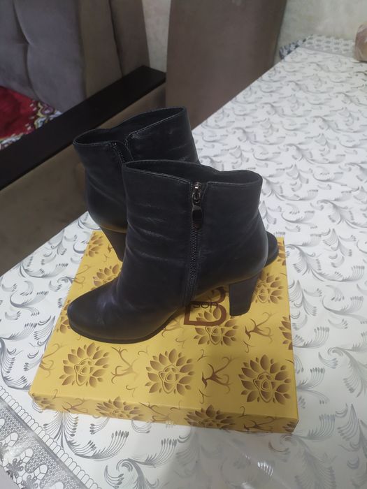 Полусапожки 37 р