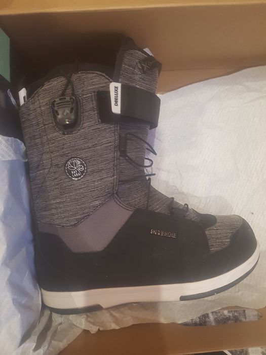 сноуборд обувки делукс