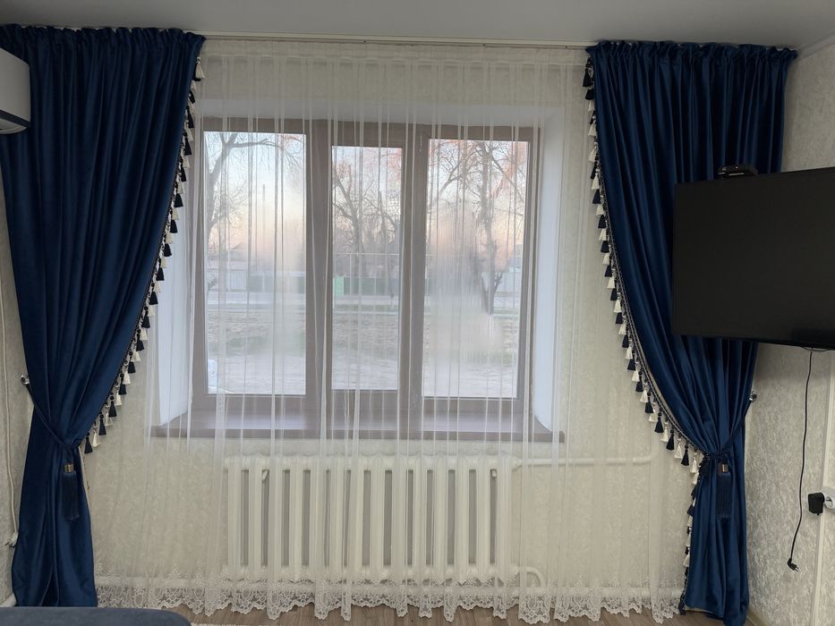 Шторы в зал б/у