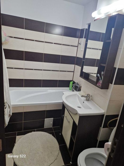 Apartament 3 camere Caracal 0772046884
