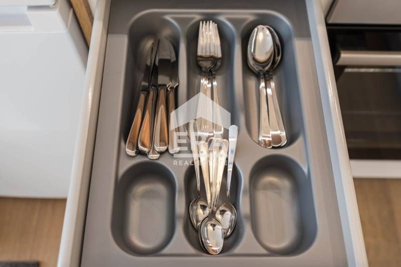 Продава се Двустаен апартамент в Варна, м-т Траката - 53 кв.м за 1317 €/кв.м - Снимка #6