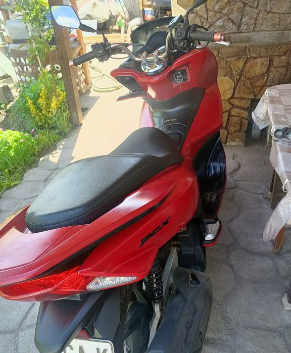 Honda pcx125 2016 Бартер за кола