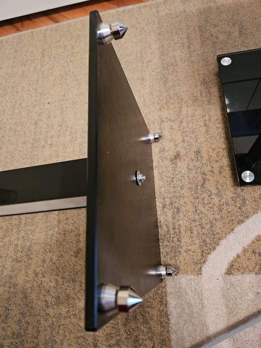 Стойки за тонколони